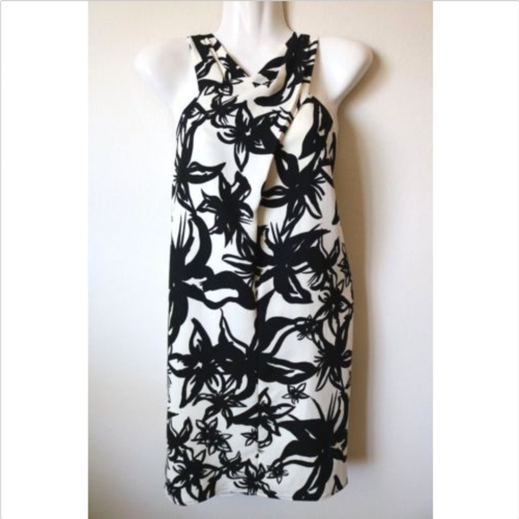 MNG Suit Collection Dresses & Skirts - MNG Suit Collection Black White Floral Print Dress